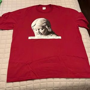 Supreme tee